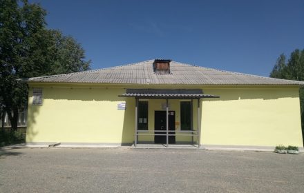 Здание Библиотека Быстринская в Реж