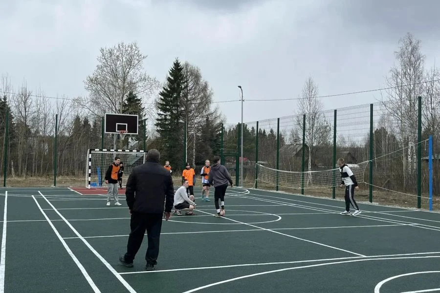 Спортивная площадка в посёлке Озёрном